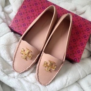 NEW Tory Burch flat size 7